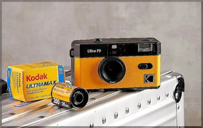 Câmera Kodak F9 Ultra Retro