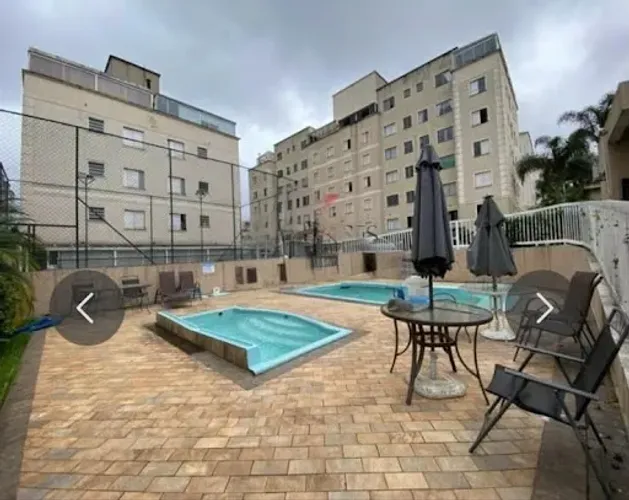Apartamento com 2 dormitórios à venda, 50 m² por R$ 300.000,00 - Parque São Vicente - Mauá