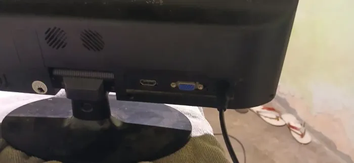 Monitor Generico em otimo estado