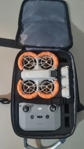 Drone Dji Neo Fly More Combo 3 Baterias 6 Helices de reposição Lanterna Voo Noturno
