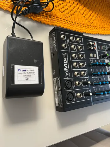 Mesa som Mackie Mix8