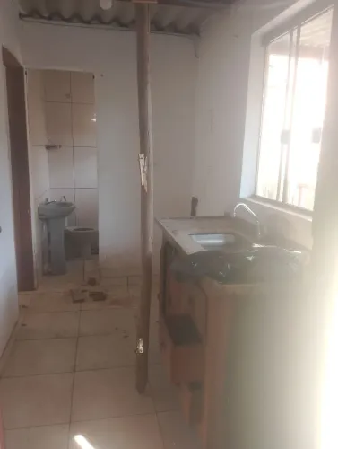 Vendesse lote já com uma casa