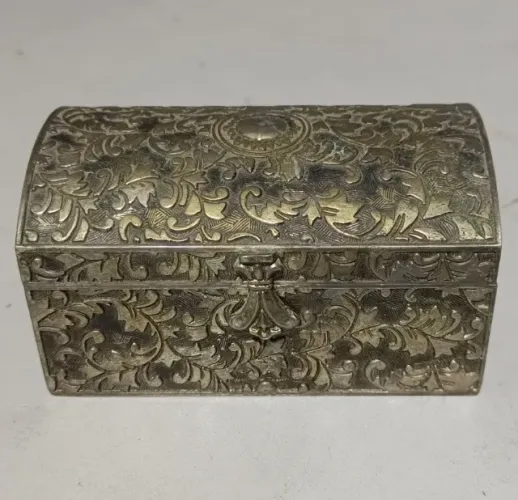 Porta-joias Em Metal Antigo Lindíssimo Em Ótimo Estado