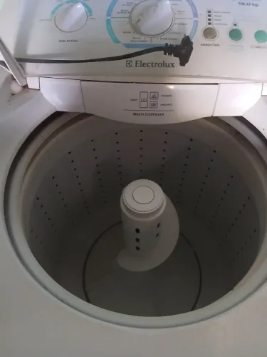 Máquina de Lavar roupas 12kg