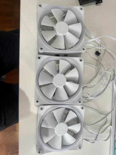 Kit 4 NZXT Fan RGB 120mm