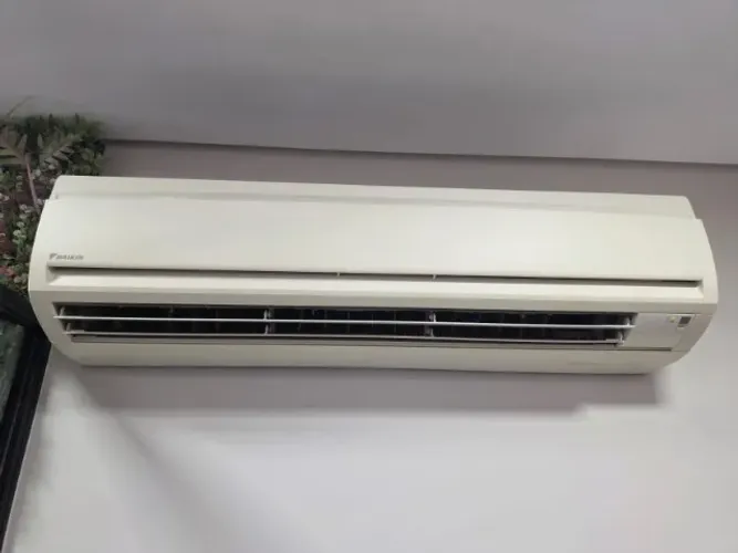 Ar-Condicionado Daikin Inverter 24.000 BTUs - Instalado e Funcionando!