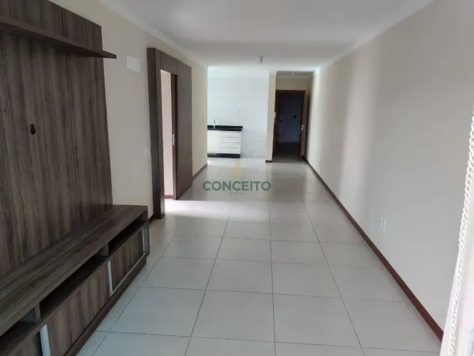 Apartamento à venda em Barreiros | 2 dormitórios (1 suíte) - duas sacadas, churrasqueira e