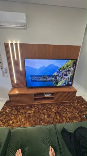 Painel de TV com led cascata + rack 100% MDF