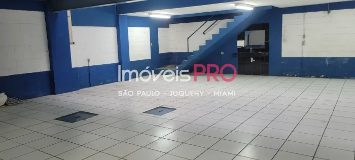 Ponto comercial em Moema com 365m² em rua bem movimentada