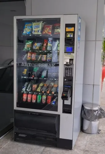 Vending Machine Máquina de Vendas Automática Snacks Grande Geladeira Samba Top N&W
