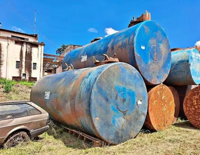 Tanque de combustível usado 30.000L