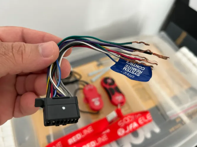 Pionner MVH S235BT Bluetooth