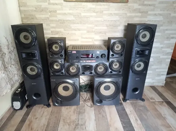 Home Theater Sony Muteki 7.2 Channel R$ 1.100,00  Experimente a imersão sonora Desfrute de