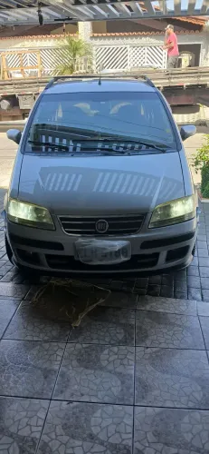Fiat Idea ELX 1.4 MPI Fire Flex 8V 5P 2010