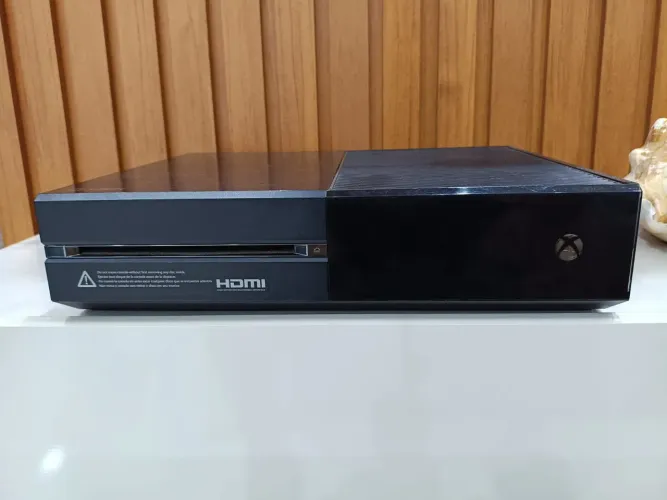 Xbox one Fat-usado c/ fonte paralelade excelente qualidade e controle original