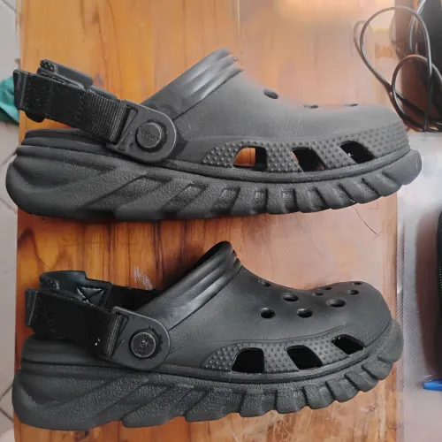 Crocs iconic comfort tam 33 J2