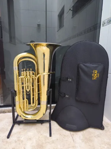 Tuba 4/4 Compacta Laqueada Tokai TB-200L Semi Nova/Troco/Parcelo cartão