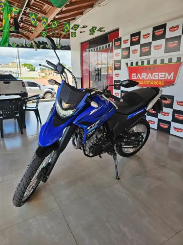 YAMAHA XTZ LANDER 250cc 2024 COM APENAS 4 MIL KMS RODADOS