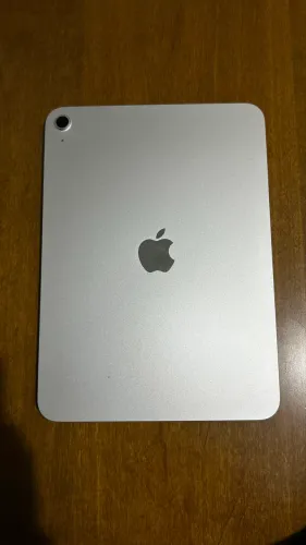 iPad Apple 11" (Chip A16 Bionic)