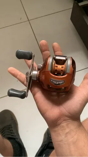 Carretilha calipiso sf100