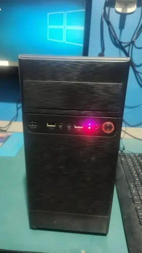 TORRE COMPUTADOR