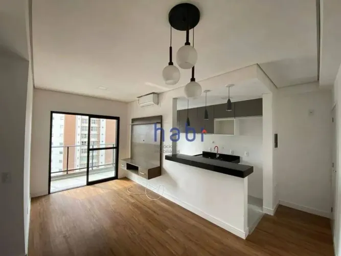 Apartamento com 2 dormitórios para alugar, 62 m² por R$ 4.501,01/mês - Parque Campolim - S
