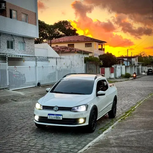 Volkswagen Saveiro Highline 1.6 T. Flex 8V CD 2016