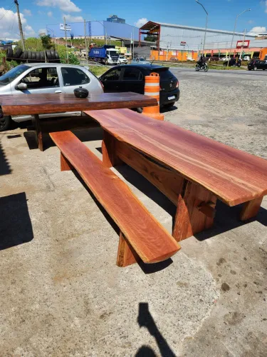 Mesa rústica c/2 bancos 