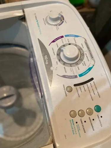 Máquina de lavar Electrolux 10 kg Turbo Economia