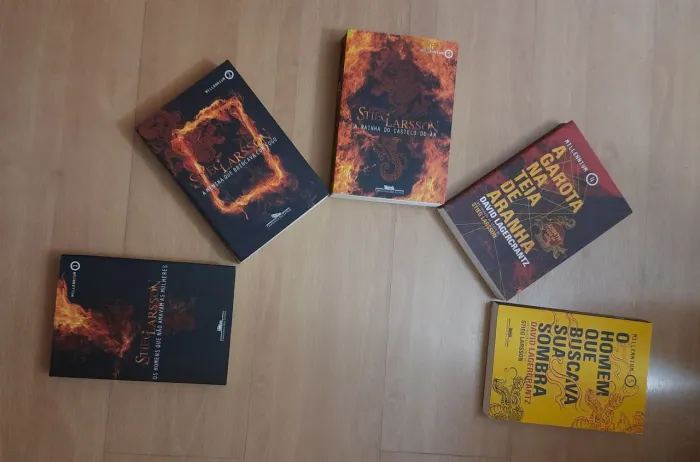 Coleção Millennium com 5 livros