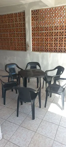 Vendo mesas 2 mesas e 10 cadeiras 220,00