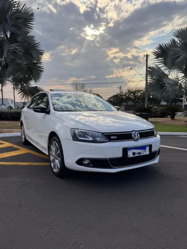 Volkswagen Jetta Comfortline 2.0 T.flex 8V 4P Tipt. 2013