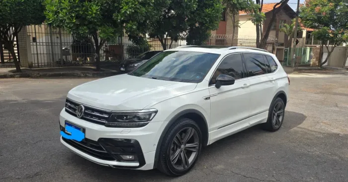Volkswagen Tiguan Allspac R-line 350 TSI 2.0 4X4 2019