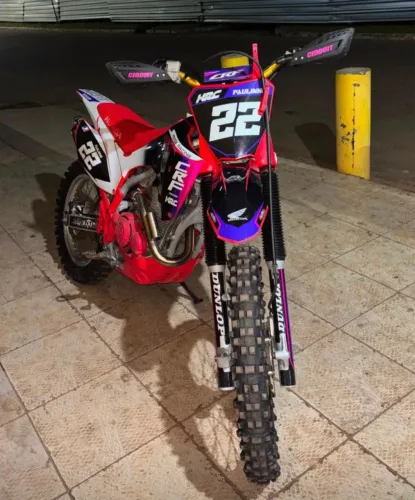 Crf 300 f 2026 moto muito conservada.