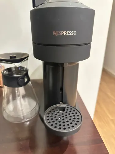 Cafeteira Nespresso Vertuo - Excelente