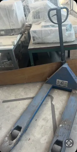 Vendo empilhadeira 