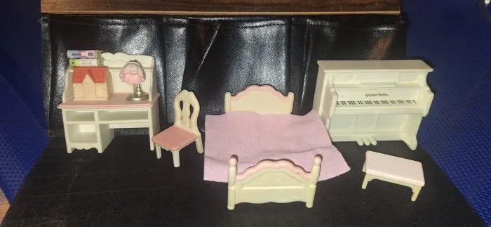 Sylvanian family _ quarto rosa
