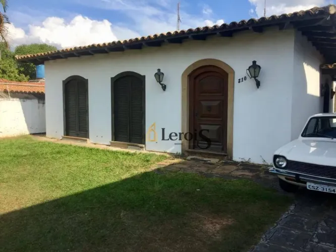 Casa com 4 dormitórios à venda, 290 m² por R$ 950.000,00 - Centro - Itu/SP