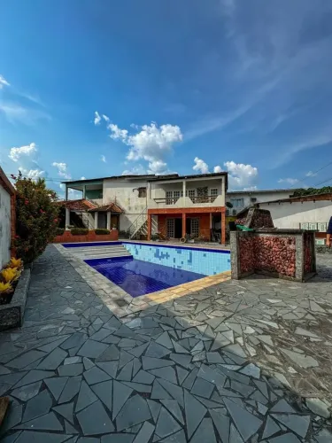 VENDO CASA NO NOVA REPUBLICA À VISTA
