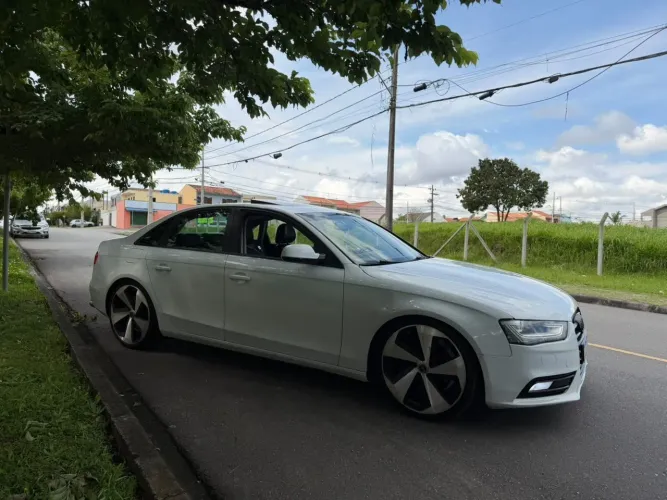 Audi A4 2.0 Avant 16V TFSI Quattro Stronic 2013