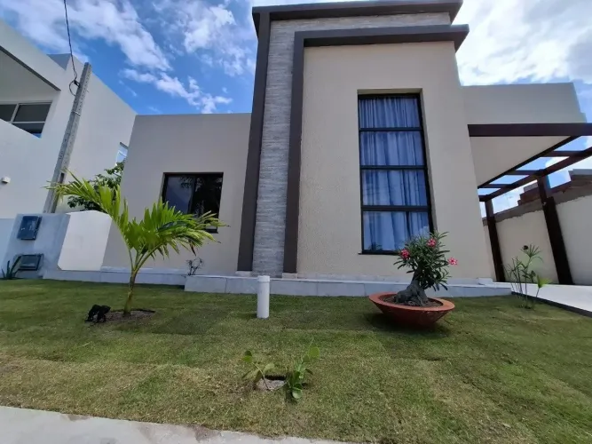 Casa de Praia com Piscina - 100m2 | Pé Direito Duplo | Jacumã | Condomínio Fechado