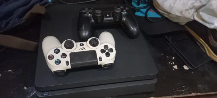 Playstation4 1tera 18 jogos na conta com tudo no gtav