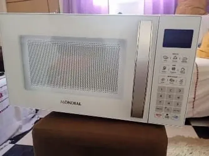 Microondas semi novo 220v