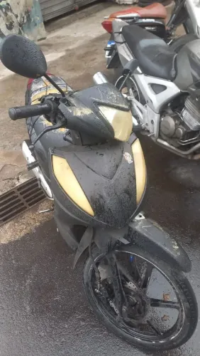 Jet top muito boa vo vender pq n estou usando muito mais