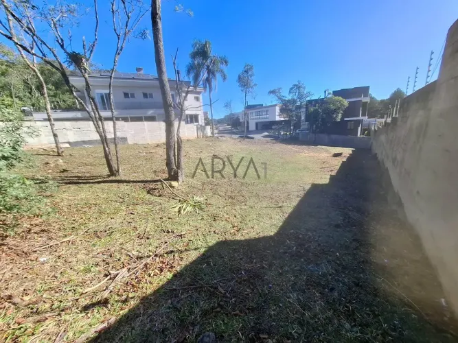 Terreno à venda em condomínio em Santa Felicidade - ARYA1