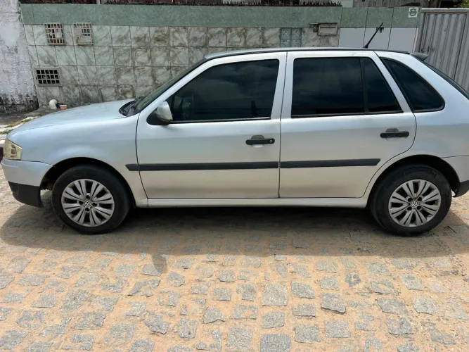 Volkswagen Gol Geração IV Titan 1.0 8V Total Flex Mec. 4P 2010