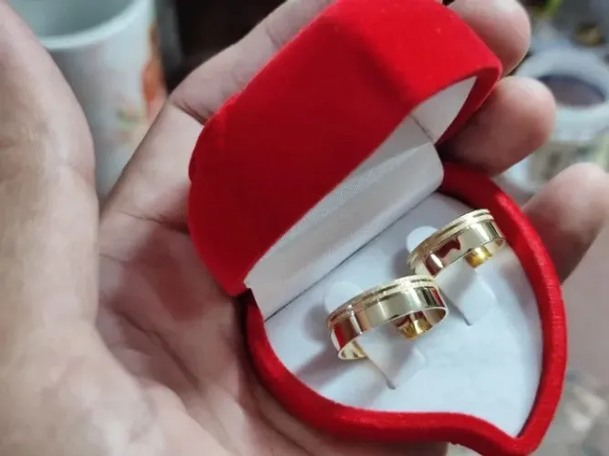 Alianças de ouro 18k