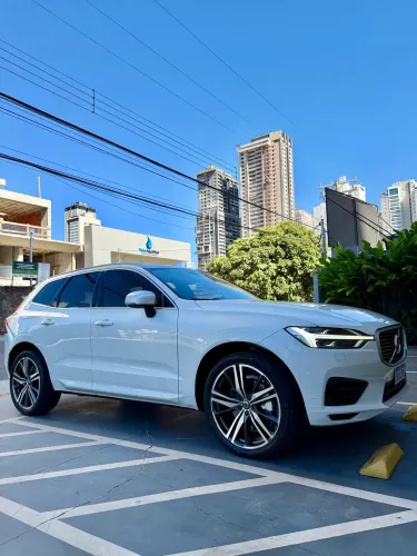 Volvo XC-60 XC 60 T-8 Híbrido R-design 2.0 5P 2019