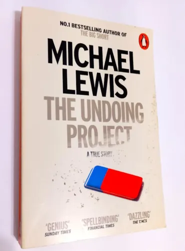Livro em Inglês: The Undoing Project - Michael Lewis - Penguin - Usado - Ótimo Estado.