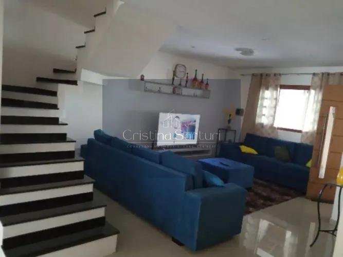 Casa Sobrado Residencial à Venda! Vila Branca, Jacareí 3 dormitórios, sendo uma suíte; 3 b